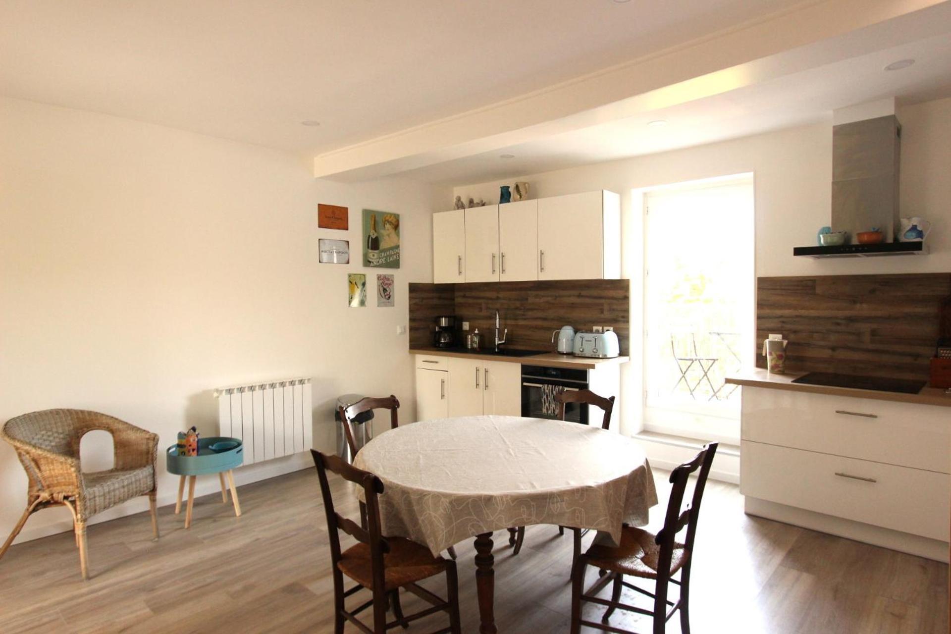 Appartement Joli Avec Balcon Au Coeur De *
